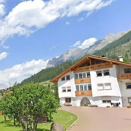 Ciasa Gran Panorama Lägenhet